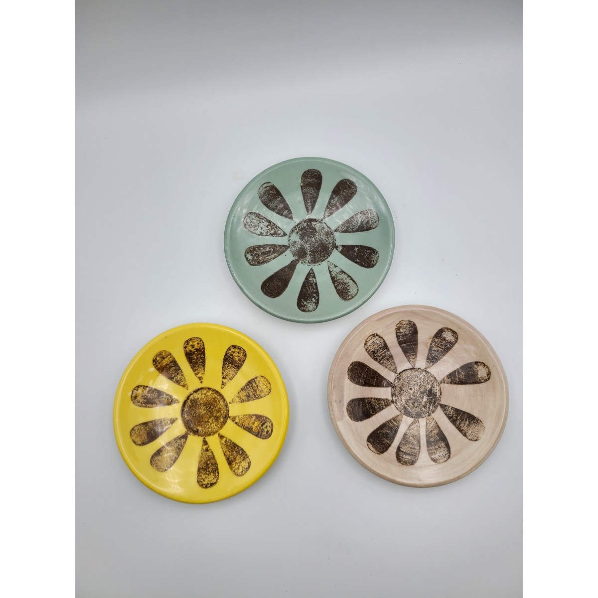 Platos 10 cm. Pétalos